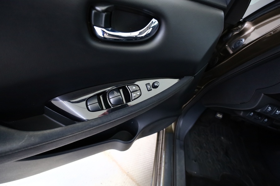 Nissan Leaf vaihtoauto