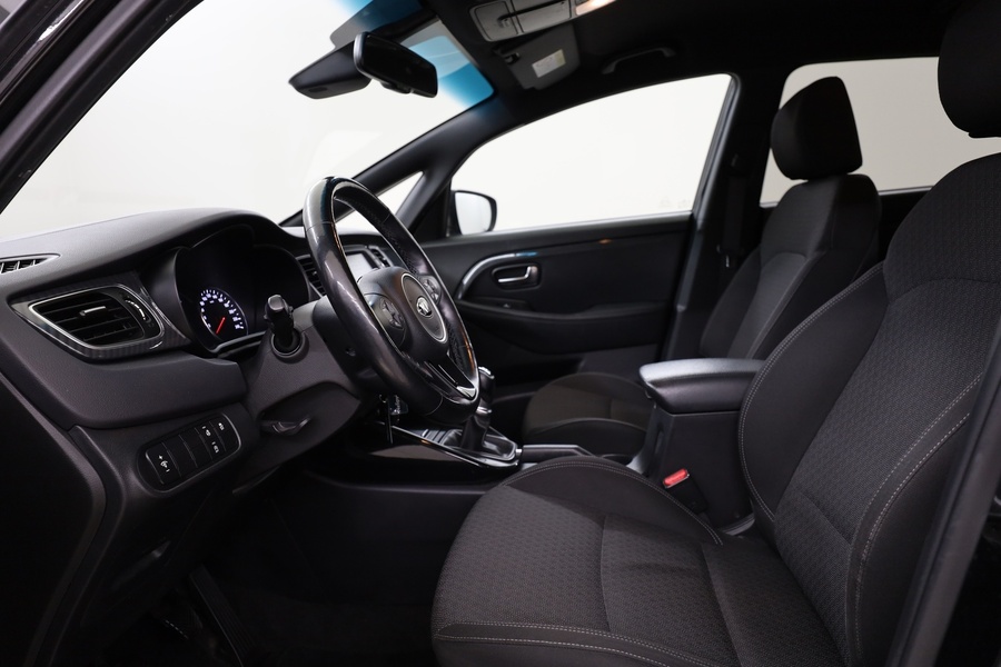 Kia Carens vaihtoauto