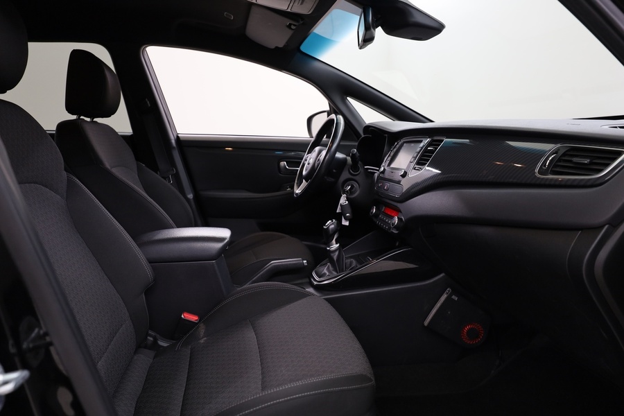 Kia Carens vaihtoauto