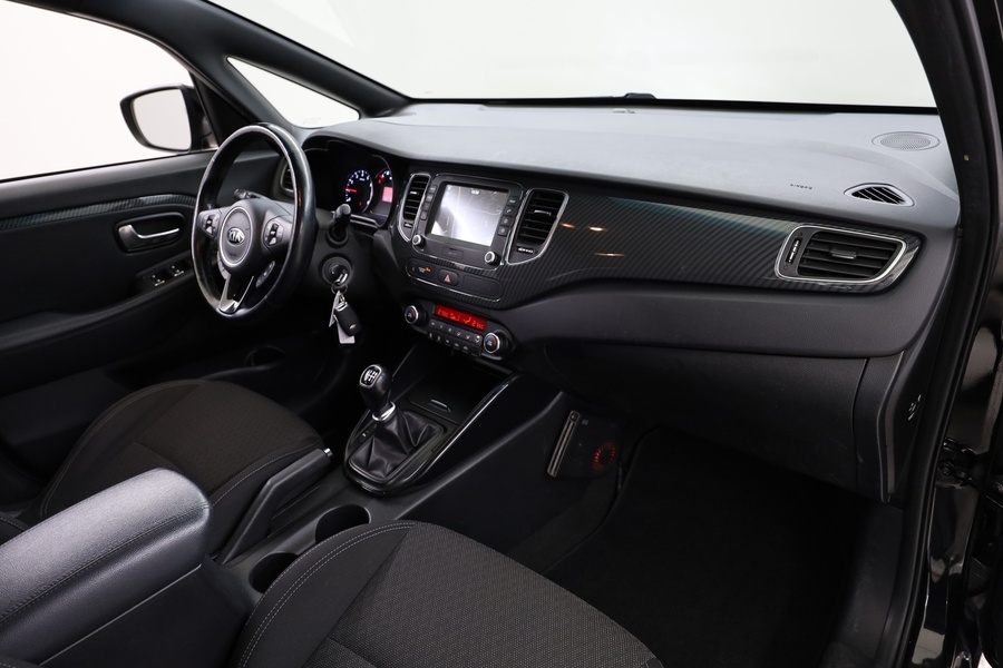 Kia Carens vaihtoauto