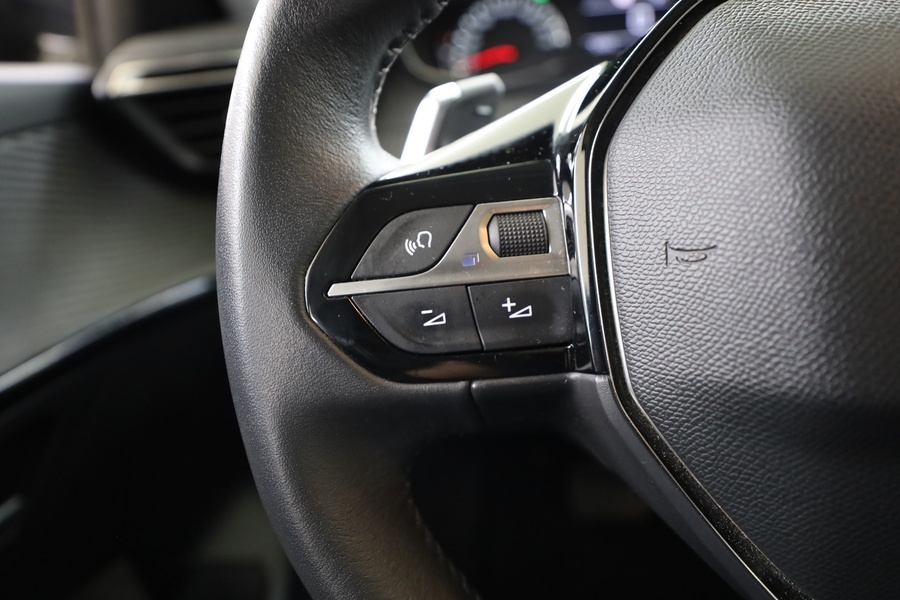 Peugeot 208 vaihtoauto