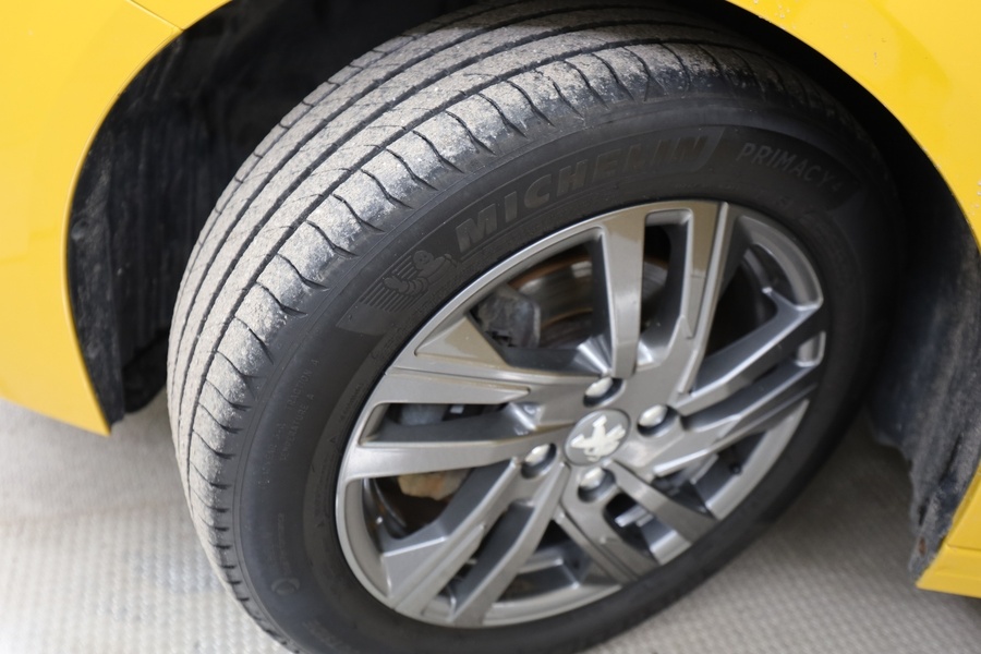 Peugeot 208 vaihtoauto