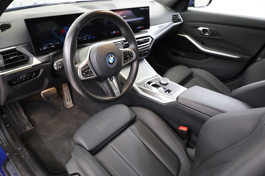 BMW 330 vaihtoauto