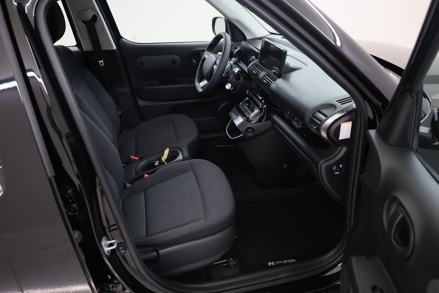 Hyundai INSTER vaihtoauto