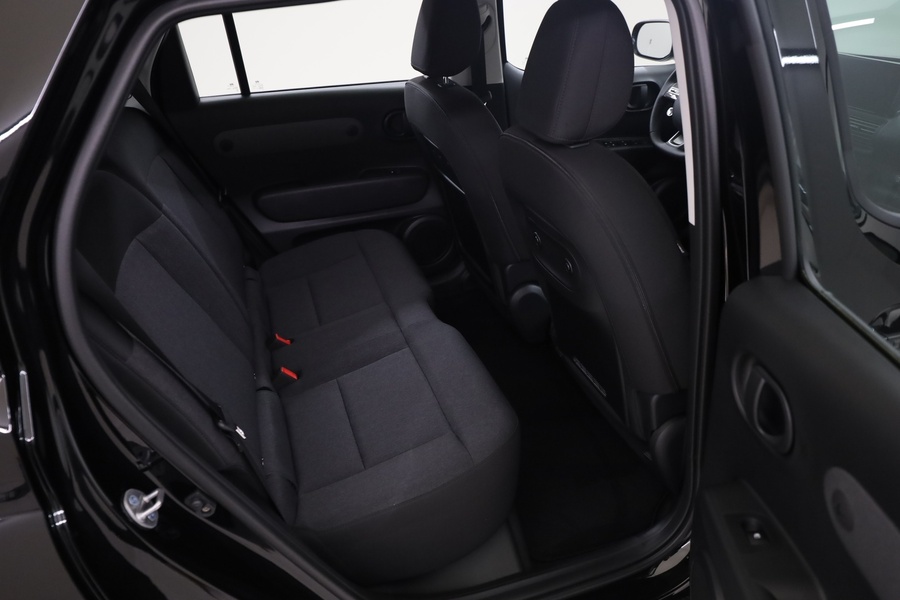 Hyundai INSTER vaihtoauto