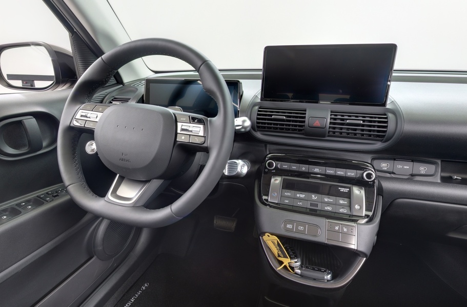 Hyundai INSTER vaihtoauto