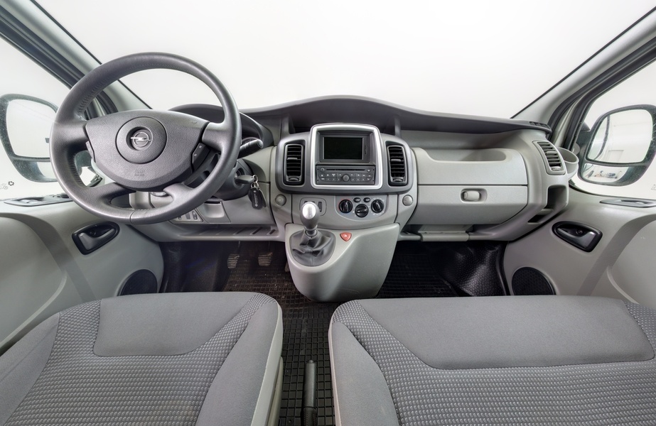 Opel Vivaro vaihtoauto