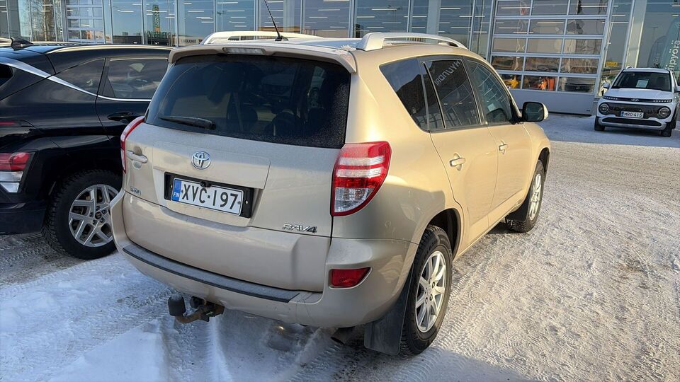 Toyota RAV4 vaihtoauto