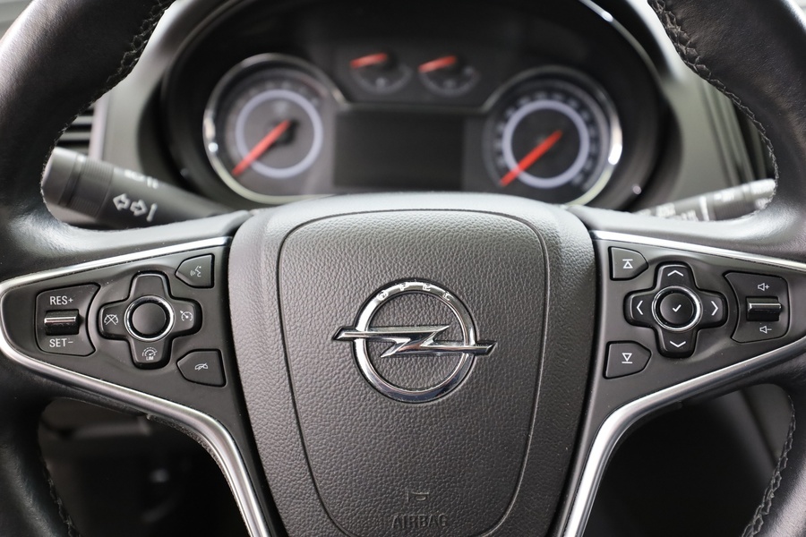 Opel Insignia vaihtoauto