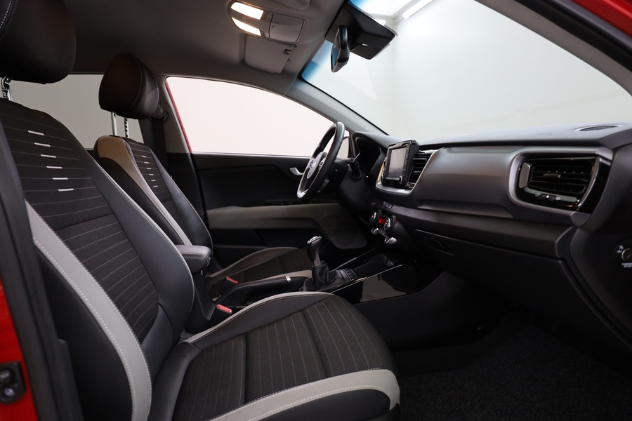 Kia Stonic vaihtoauto