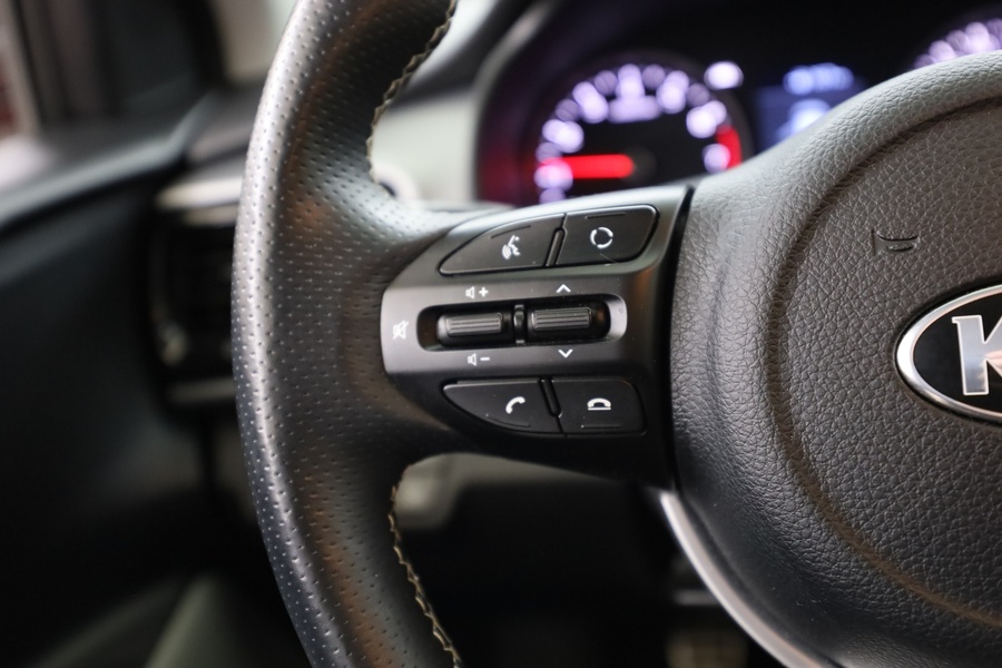 Kia Stonic vaihtoauto