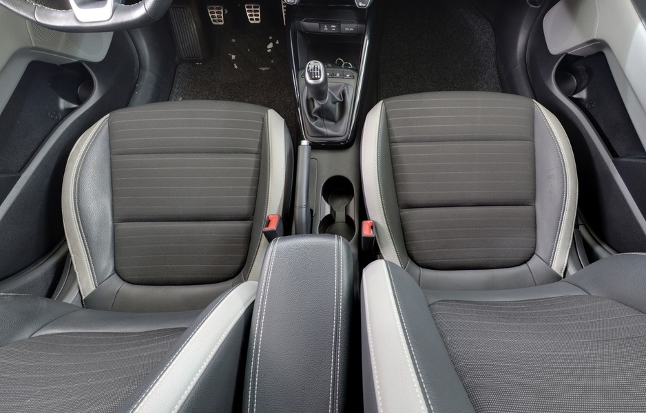 Kia Stonic vaihtoauto