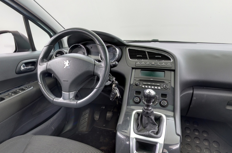 Peugeot 5008 vaihtoauto