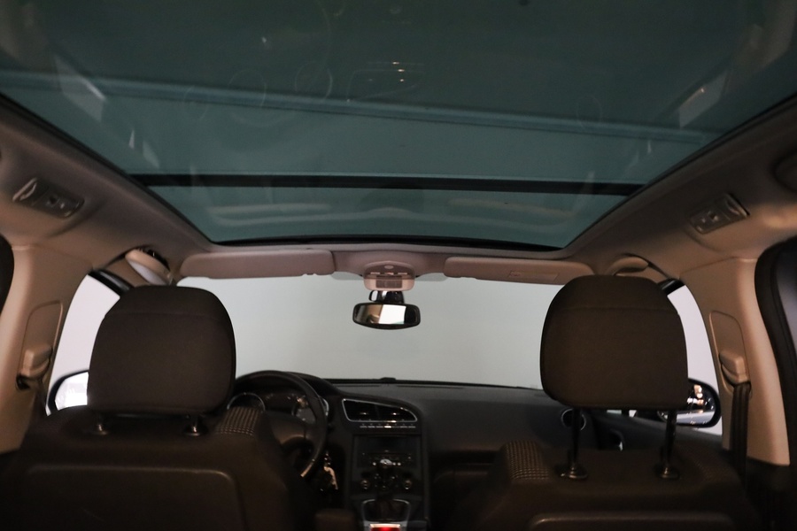 Peugeot 5008 vaihtoauto