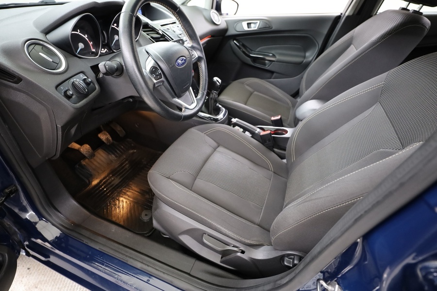 Ford Fiesta vaihtoauto