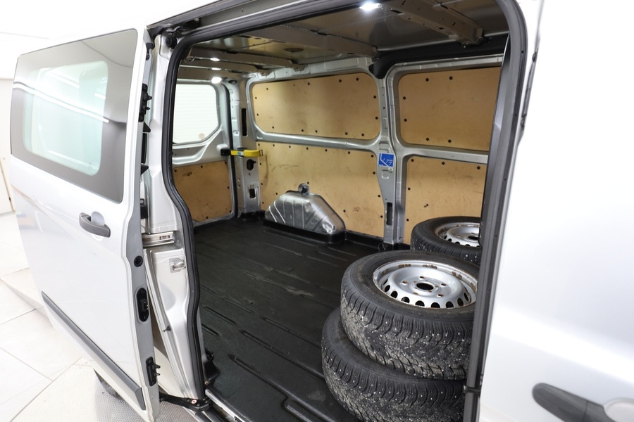 Ford Transit Custom vaihtoauto
