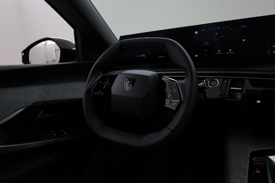 Peugeot E-5008 vaihtoauto