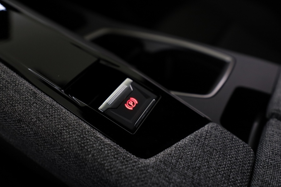 Peugeot E-5008 vaihtoauto