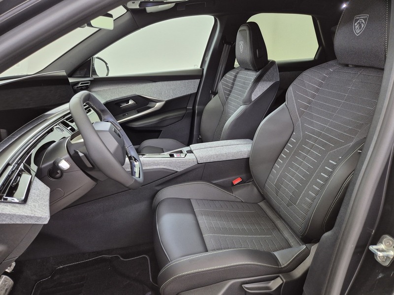 Peugeot E-3008 vaihtoauto