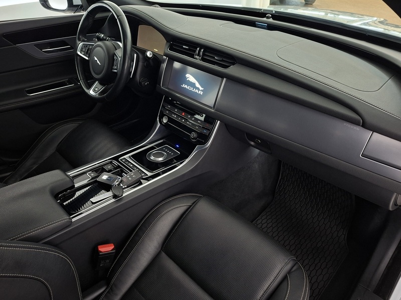 Jaguar XF vaihtoauto