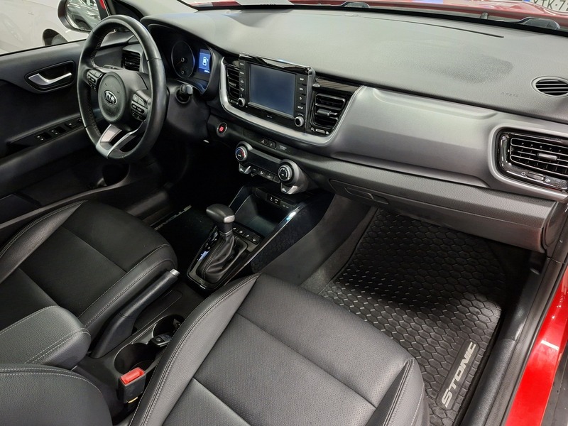 Kia Stonic vaihtoauto