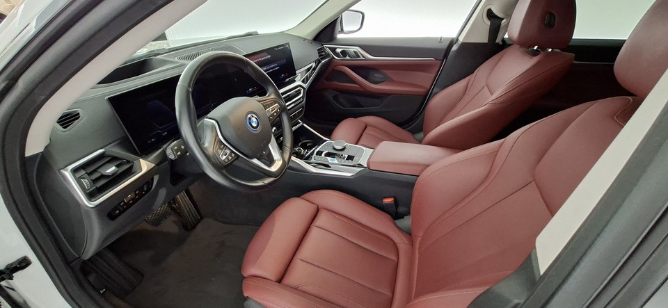 BMW i4 vaihtoauto
