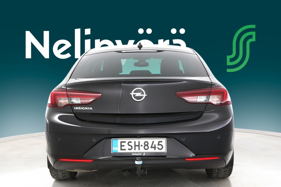 Opel Insignia vaihtoauto