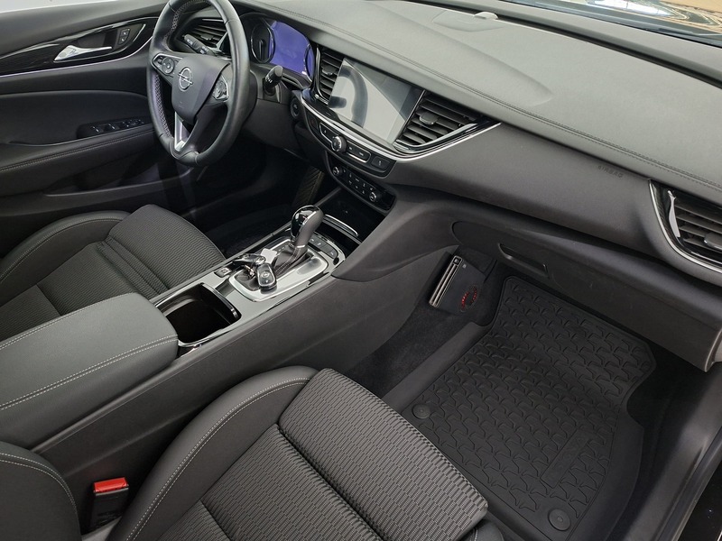 Opel Insignia vaihtoauto