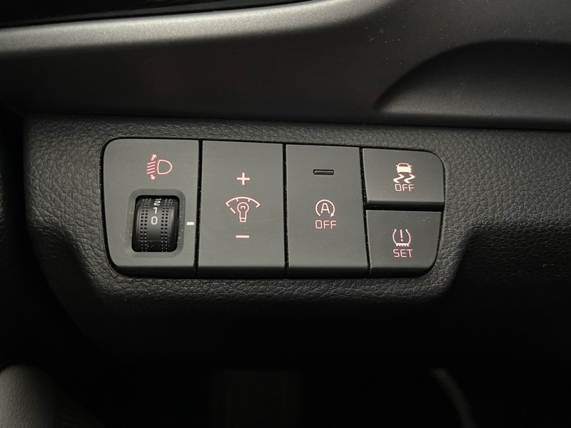 Kia Stonic vaihtoauto