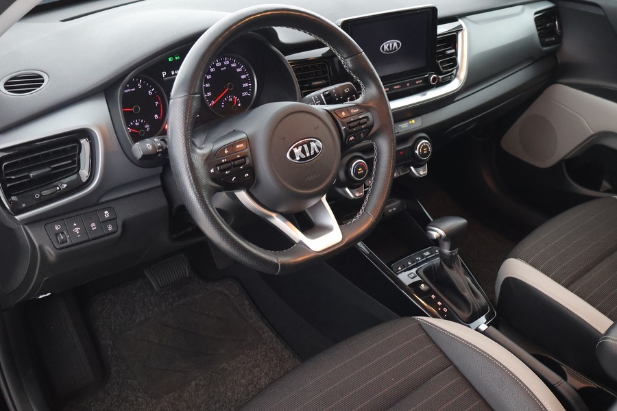 Kia Stonic vaihtoauto