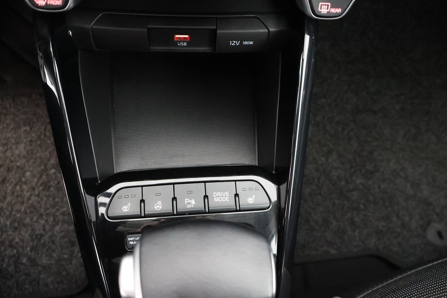 Kia Stonic vaihtoauto