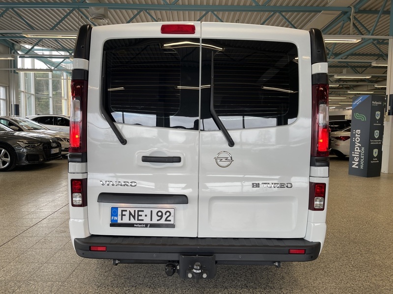 Opel Vivaro vaihtoauto