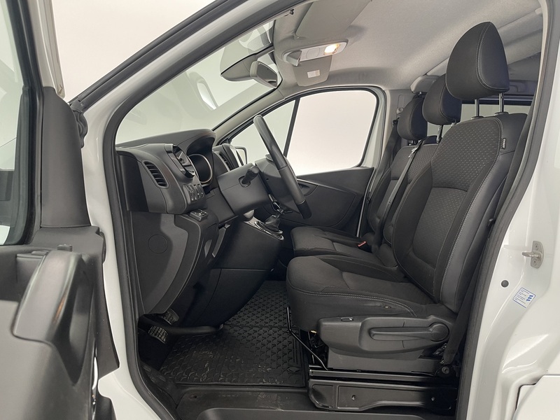 Opel Vivaro vaihtoauto