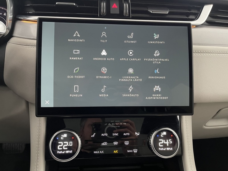 Jaguar F-PACE vaihtoauto