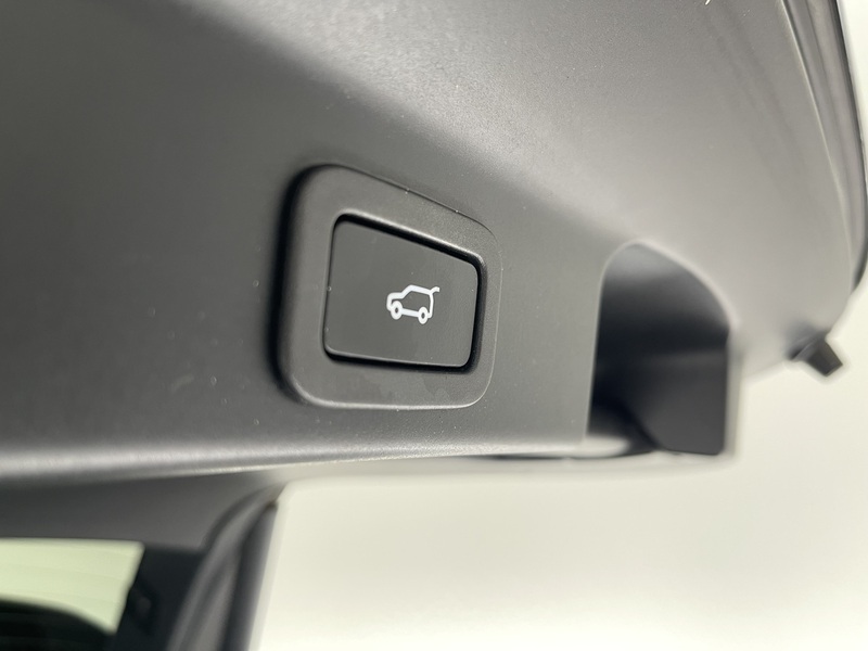 Jaguar F-PACE vaihtoauto