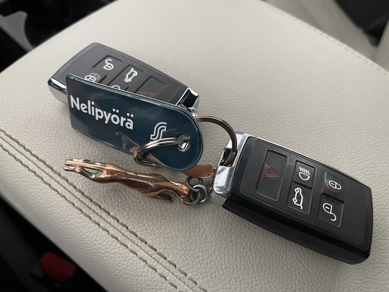 Jaguar F-PACE vaihtoauto