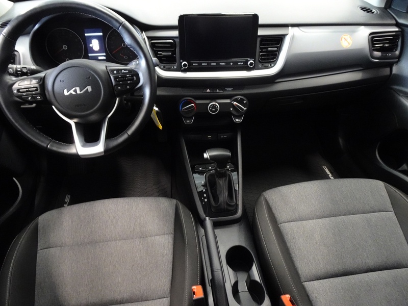 Kia Stonic vaihtoauto