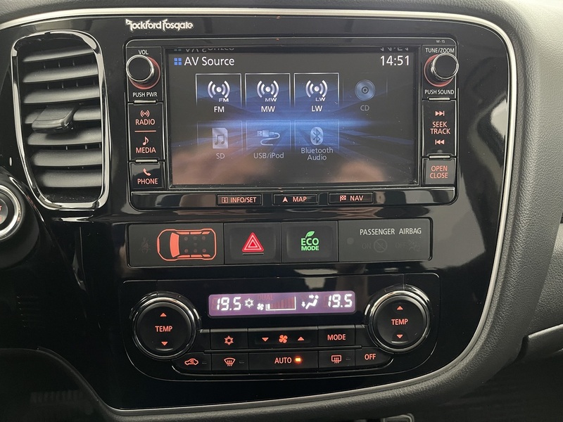 Mitsubishi Outlander vaihtoauto