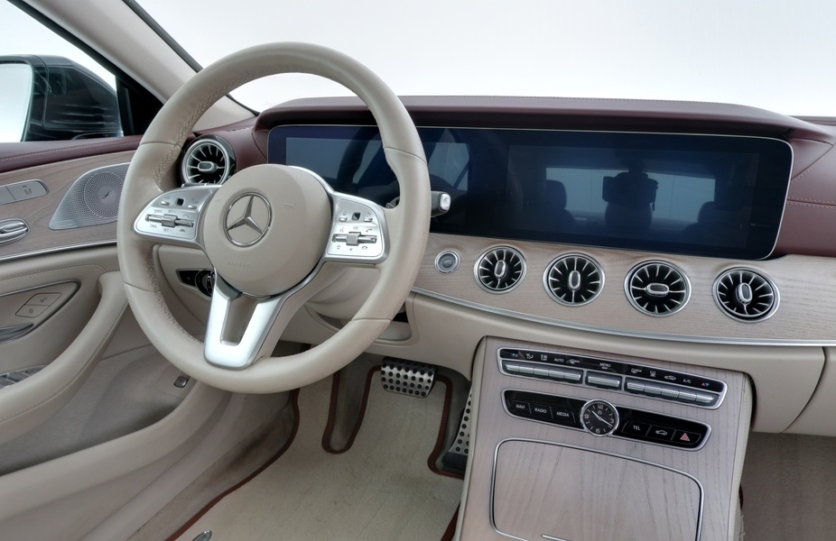 Mercedes-Benz CLS vaihtoauto