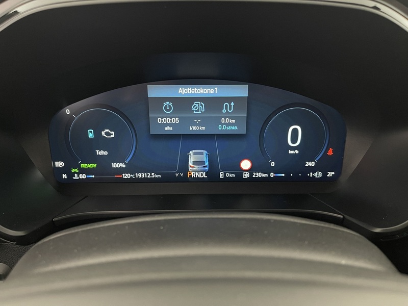 Ford Kuga vaihtoauto