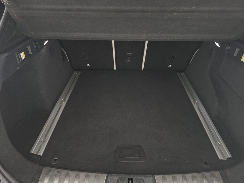 Jaguar F-PACE vaihtoauto