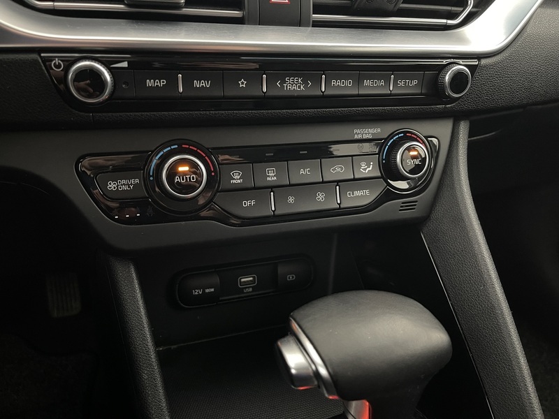 Kia Niro plug-in vaihtoauto