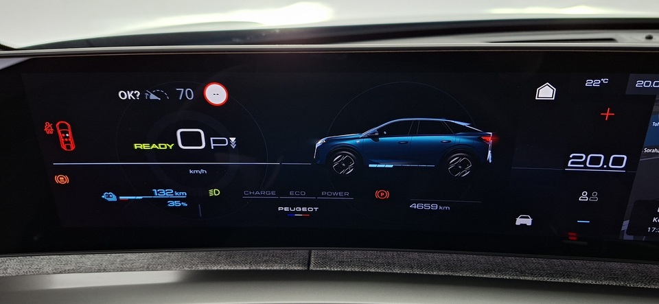 Peugeot E-3008 vaihtoauto