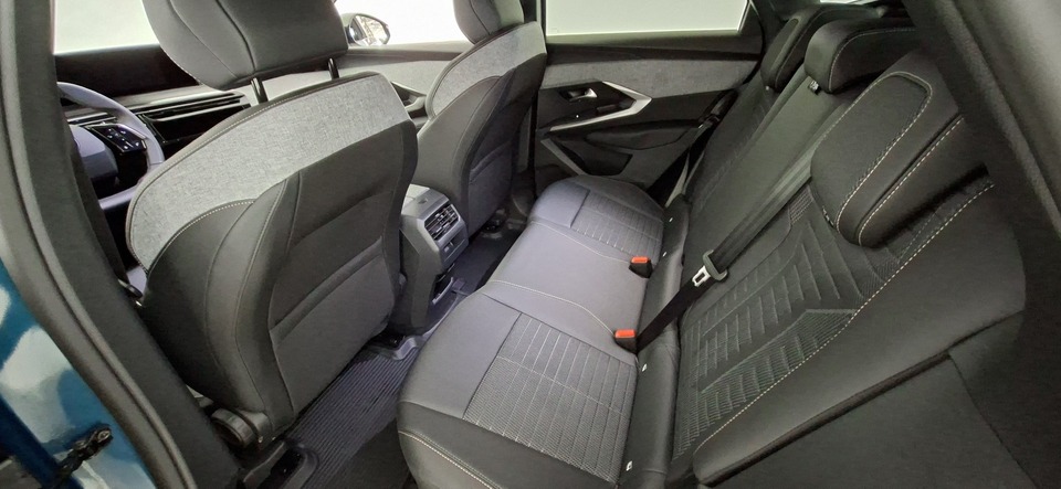 Peugeot E-3008 vaihtoauto