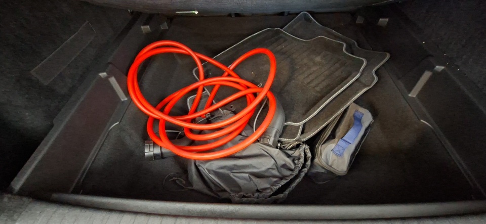 Peugeot E-3008 vaihtoauto