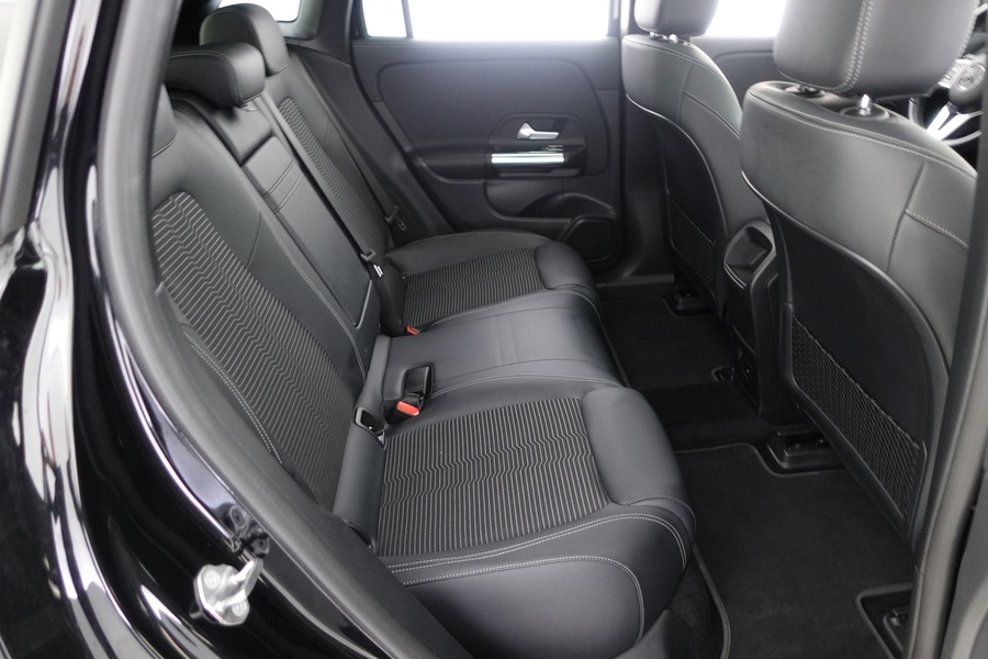 Mercedes-Benz EQA vaihtoauto