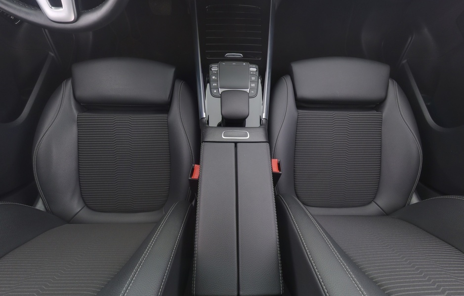 Mercedes-Benz EQA vaihtoauto