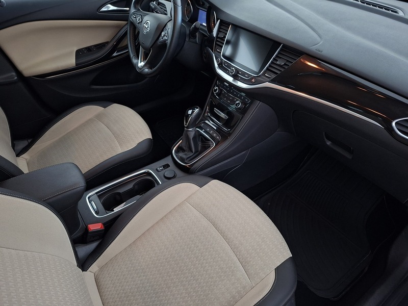 Opel Astra vaihtoauto