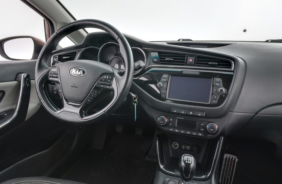 Kia Ceed vaihtoauto
