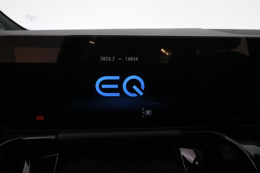 Mercedes-Benz EQA vaihtoauto